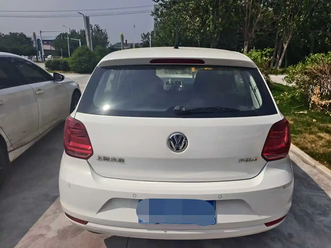 Volkswagen Polo 2014 1.4L Manual Comfort Edition фото 9