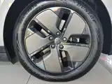 Фото 8 - Li Auto i6
