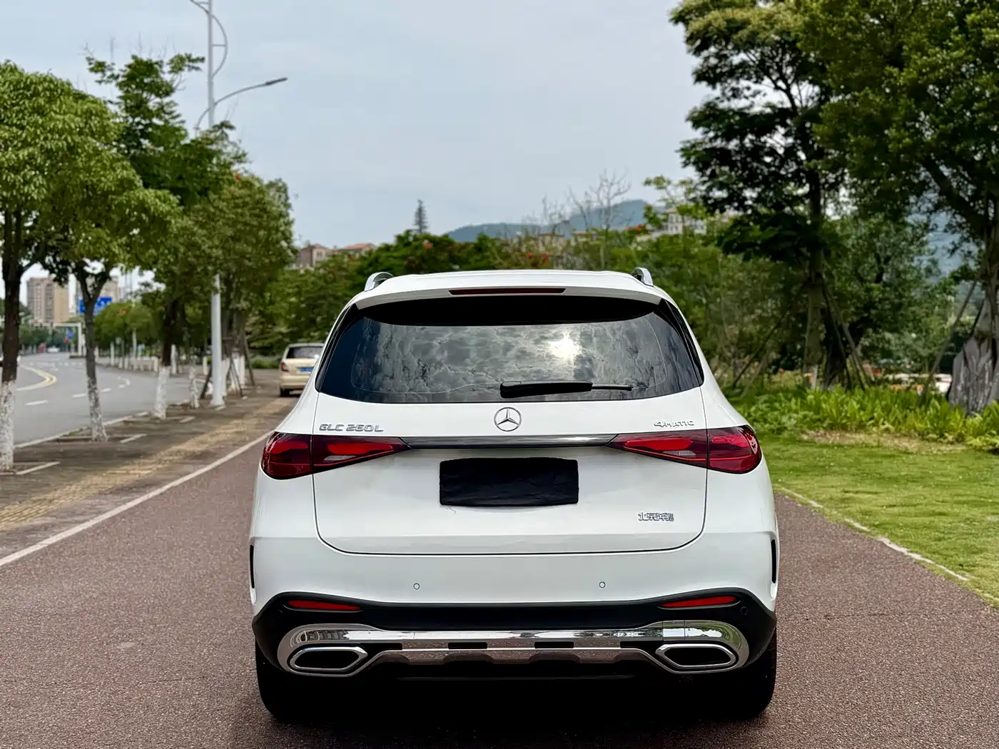 Mercedes-Benz GLC 2023 Facelift GLC 260 L 4MATIC Luxury 5-Seater фото 8