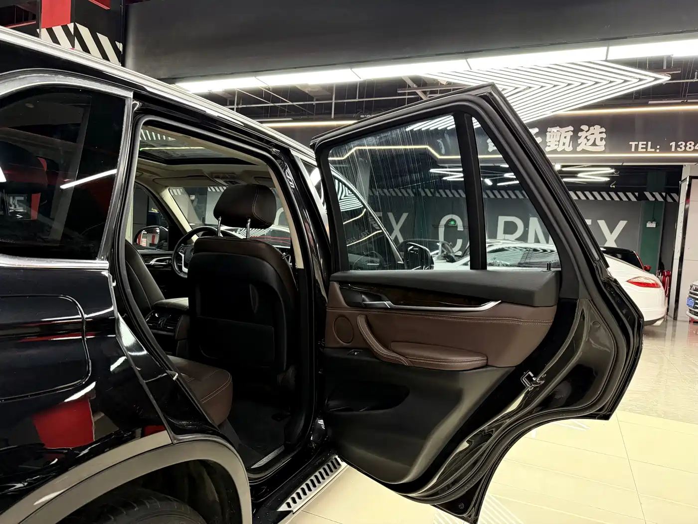 BMW X5 (Import) 2015 Model xDrive35i China Limited Edition фото 12