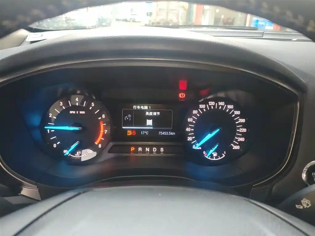 FORD MONDEO