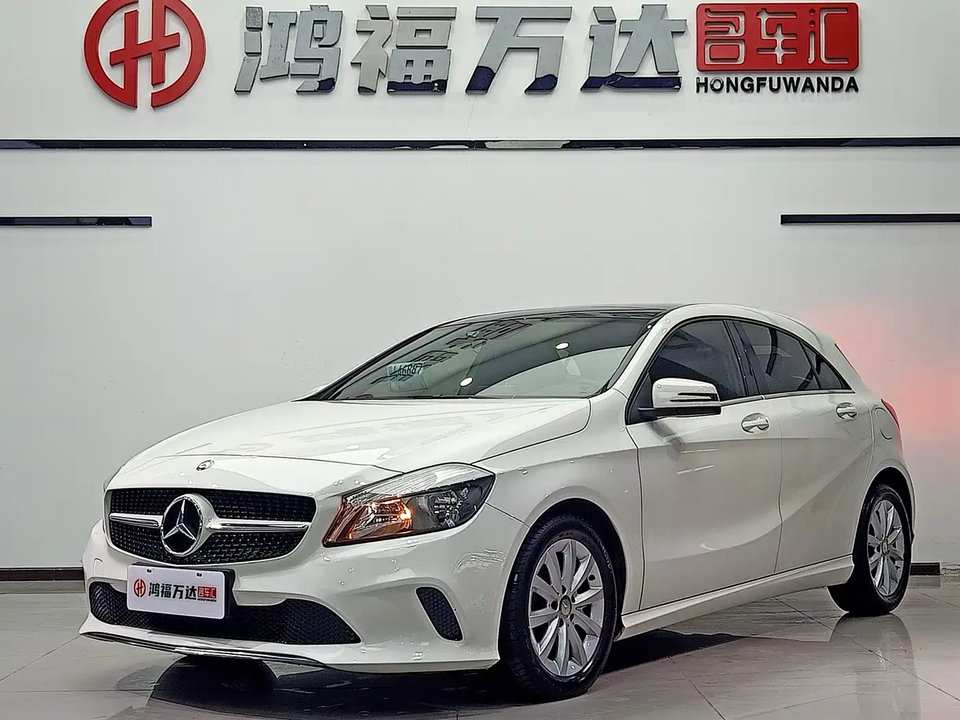 Mercedes-Benz A-Class (Import) 2016 A 180