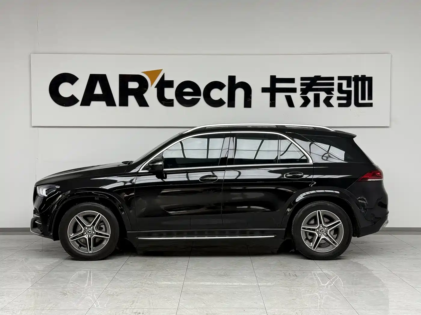 Mercedes-Benz GLE 2022 GLE 450 4MATIC Fashion фото 3