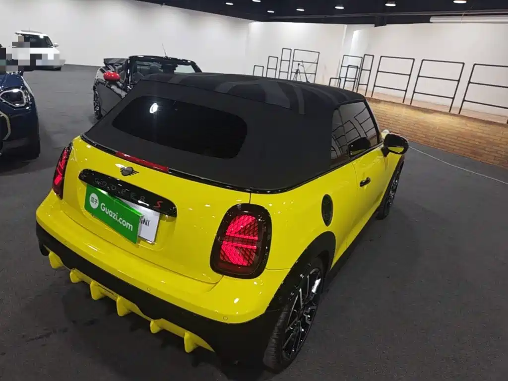 MINI MINI 2025 2025 2.0T COOPER S CABRIO Racer