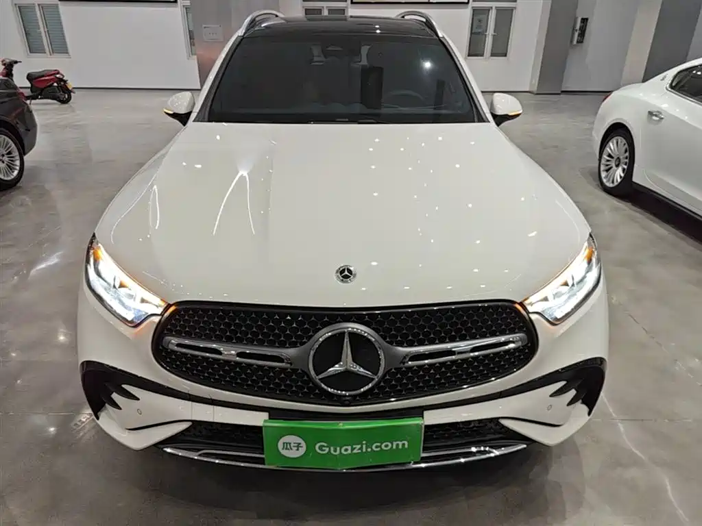Mercedes-Benz GLC 2023 Facelift GLC 300 L 4MATIC Sport 7-Seater фото 3