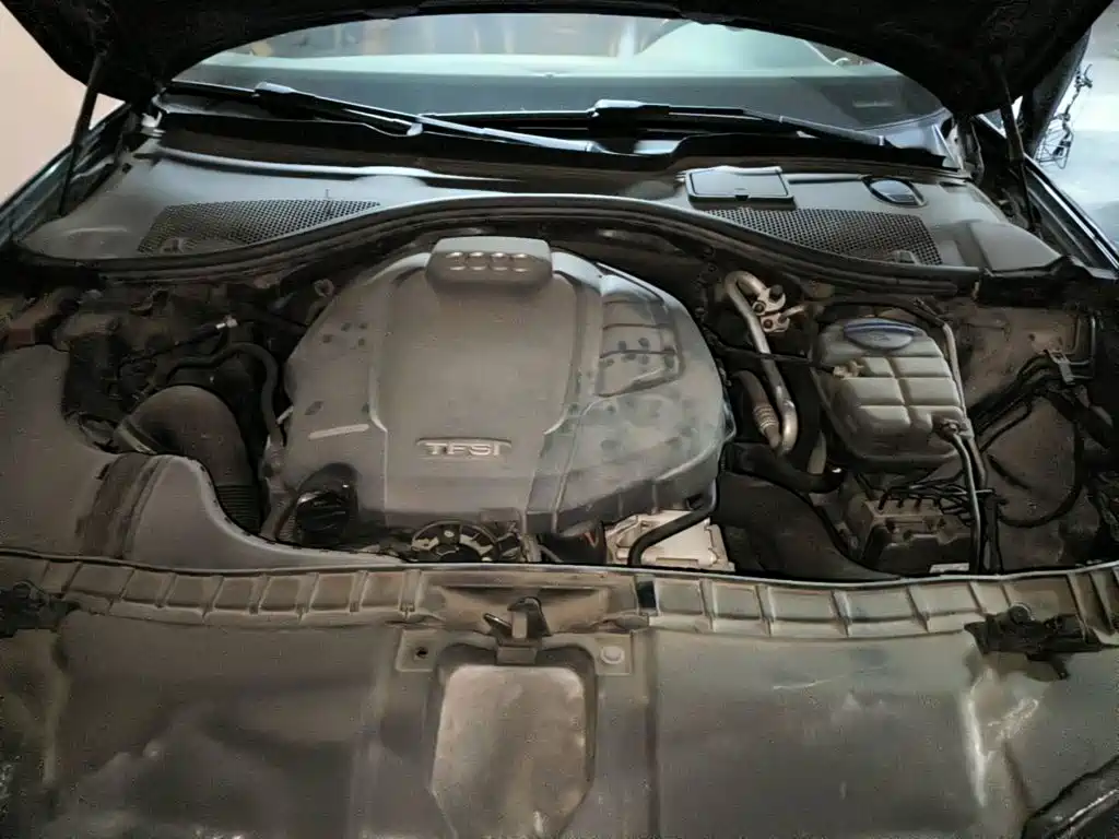 Фото 3 - Audi A6L