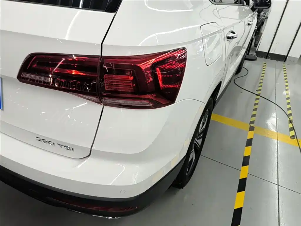 VOLKSWAGEN TUYUE