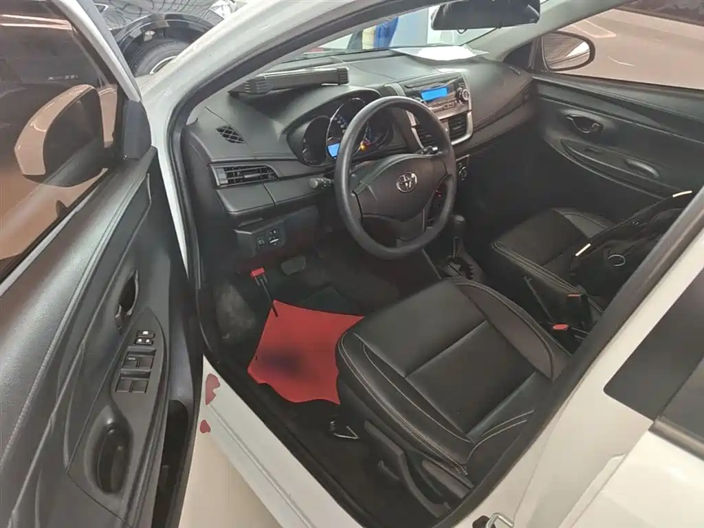 Toyota Vios FS 2017 1.5L CVT Fengchi Edition фото 16