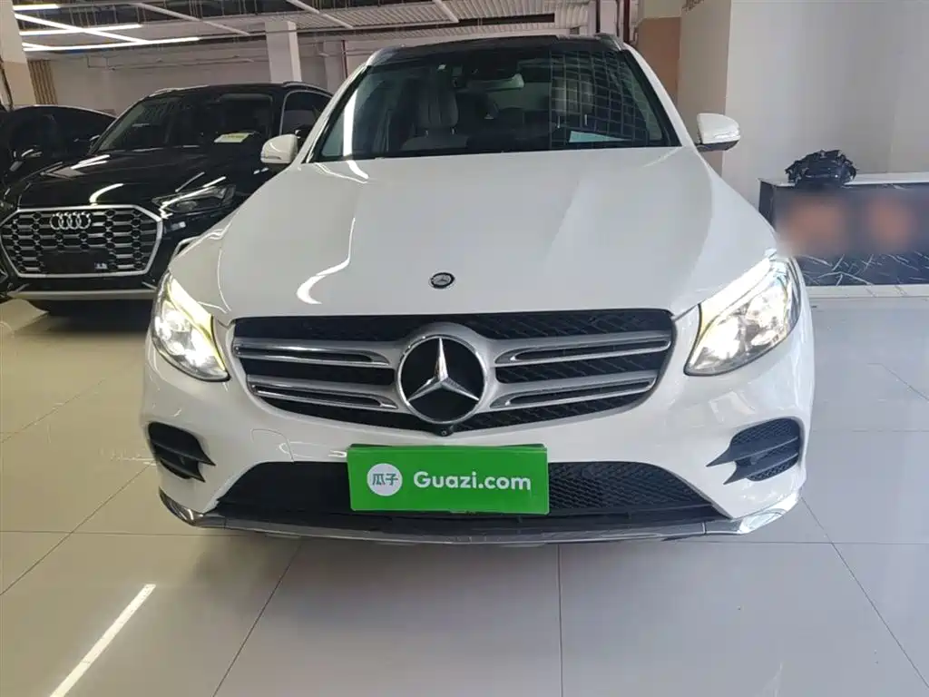 Mercedes-Benz GLC 2017 GLC 300 4MATIC Dynamic фото 3