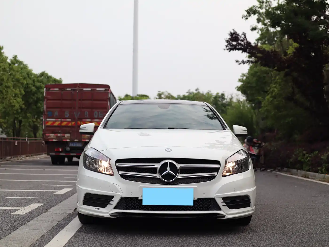 Mercedes-Benz A-Class (Import) 2015 A 180 фото 2