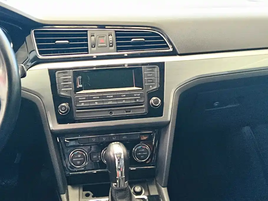 Volkswagen Lamando 2015 2015 280TSI DSG Comfort