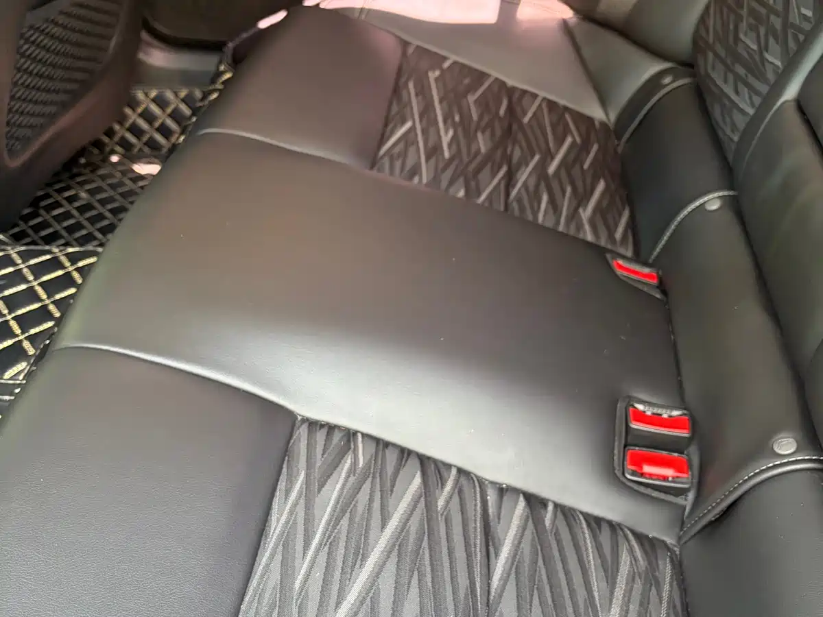 Cadillac ATS-L 2017 28T Technology фото 13