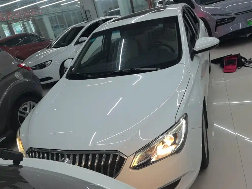 Buick Excelle 2017 15N Automatic Elite фото 3