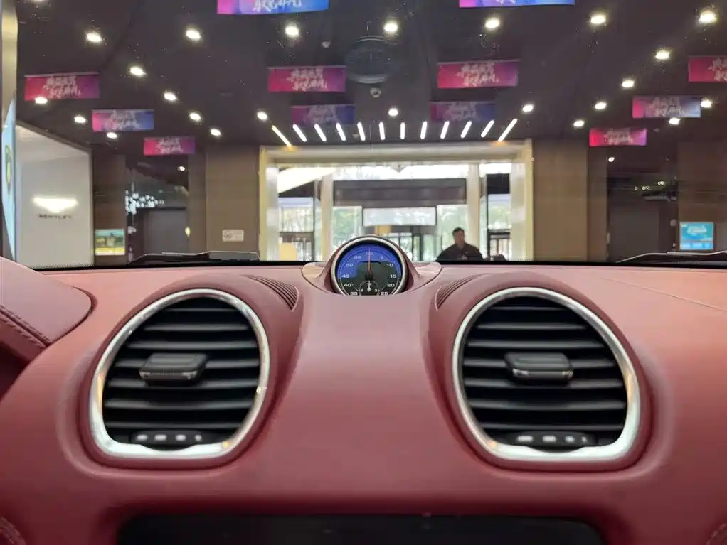 Porsche 718 2018 Boxster 2.0T фото 14
