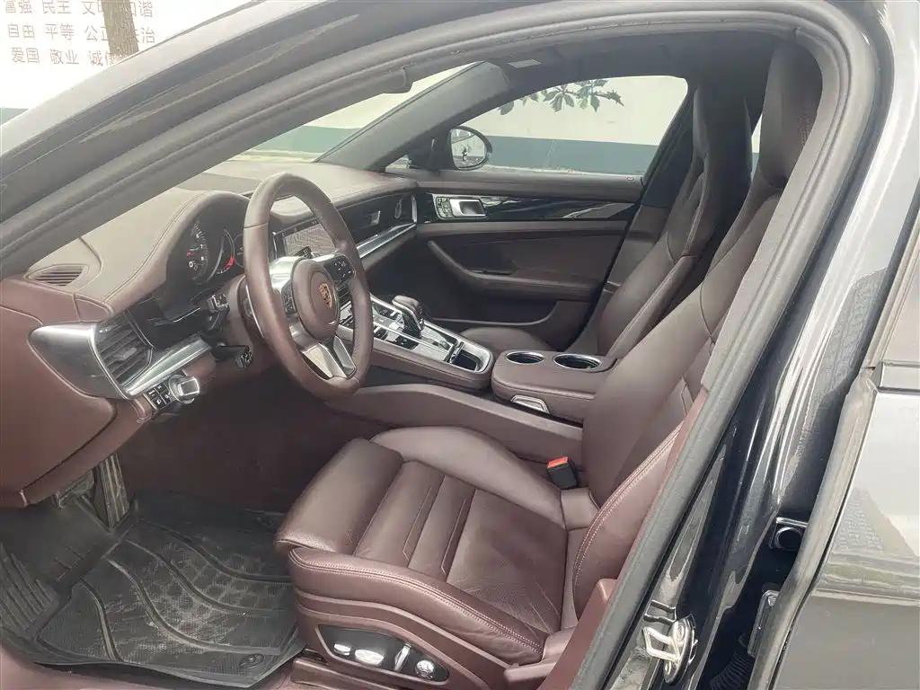 Porsche Panamera 2017 Panamera 3.0T фото 15