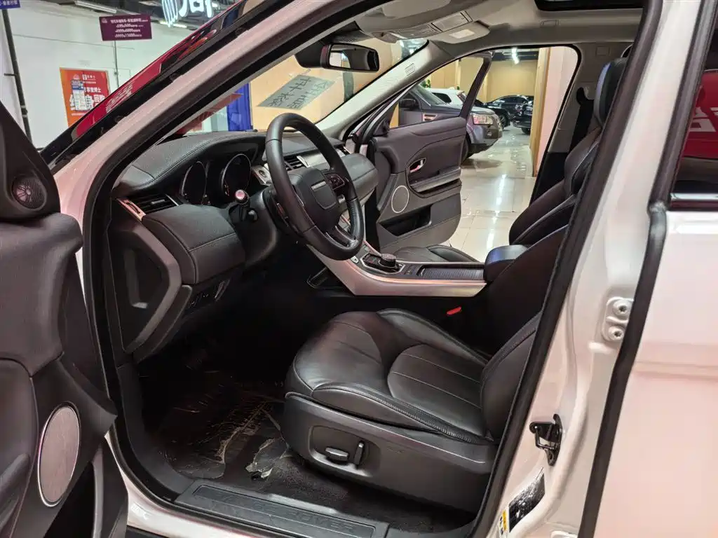 Land Rover Range Rover Evoque 2018 240PS PURE Trend фото 5