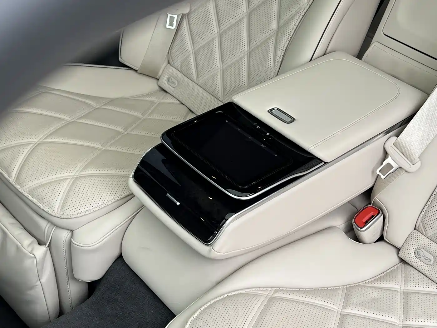 Mercedes-Benz Maybach S-Class 2025 Model S 480 4MATIC фото 14