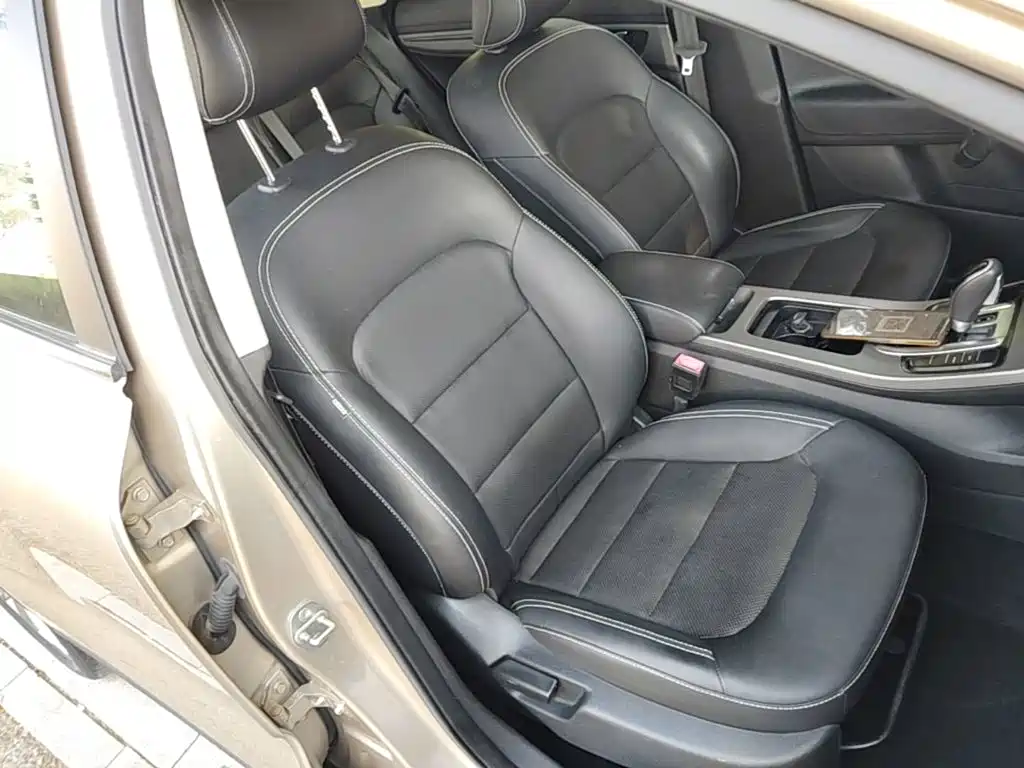 Photo 25 - Geely Emgrand GS