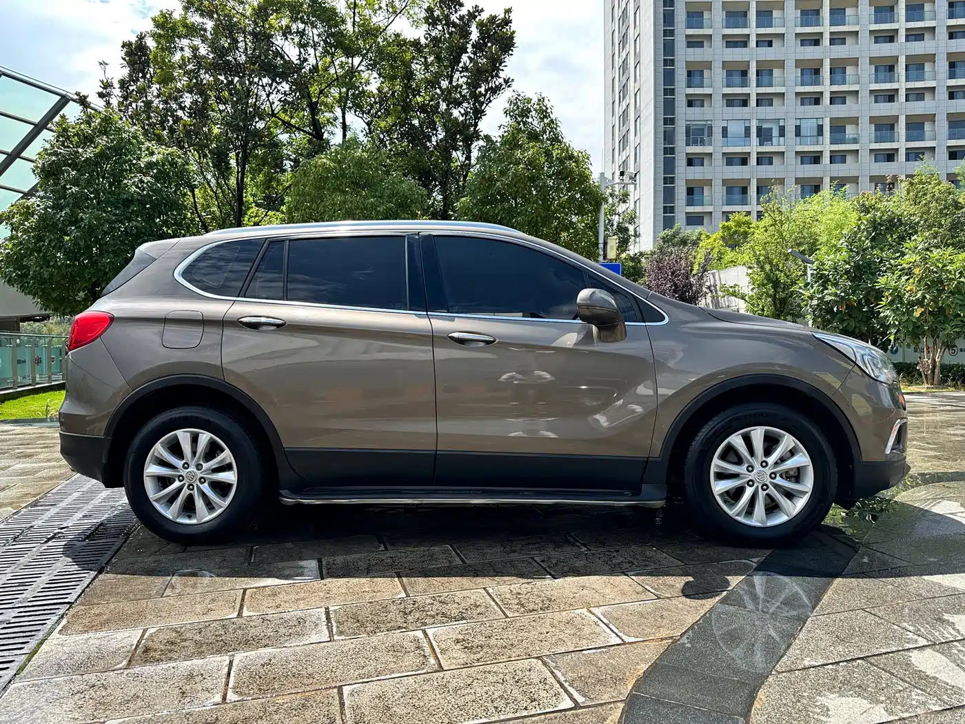 Buick Envision Plus 2015 2014 28T 4WD All-round Flagship