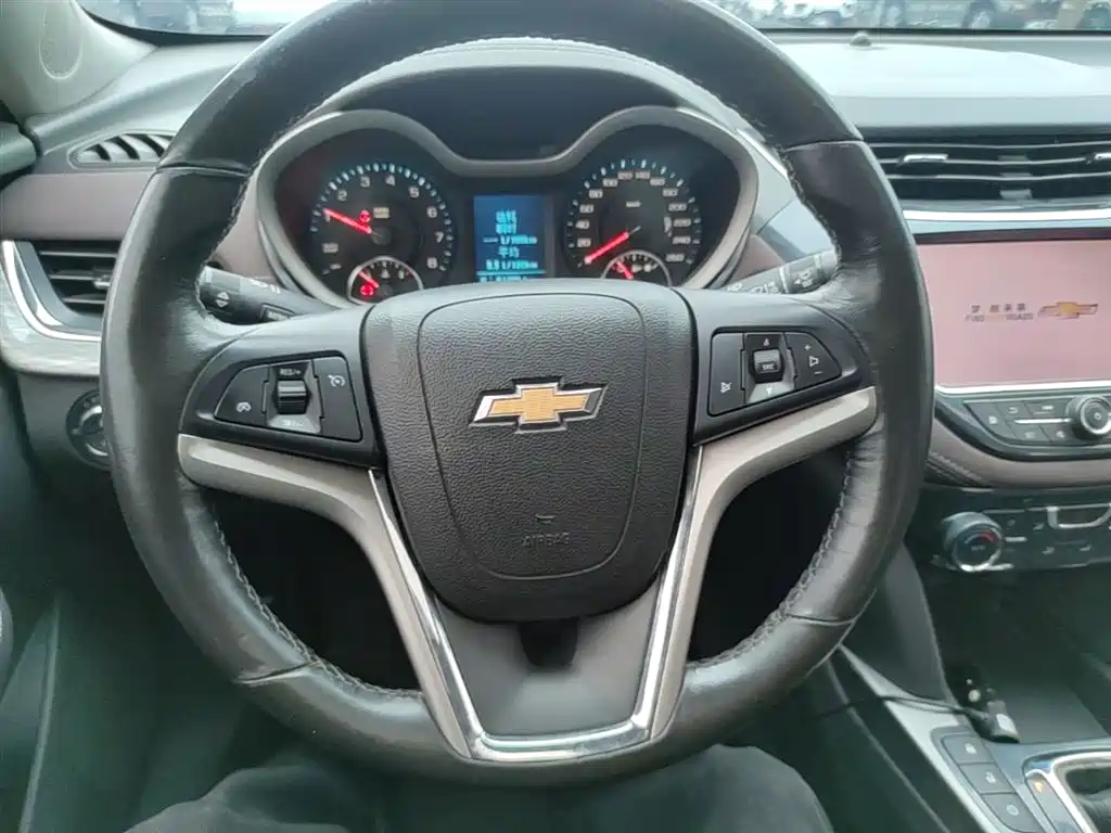 Chevrolet Malibu 2017 1.5T Automatic Luxury Edition фото 11