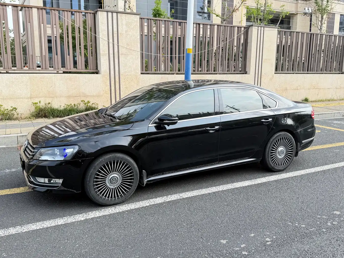 Фото 4 - Volkswagen Passat