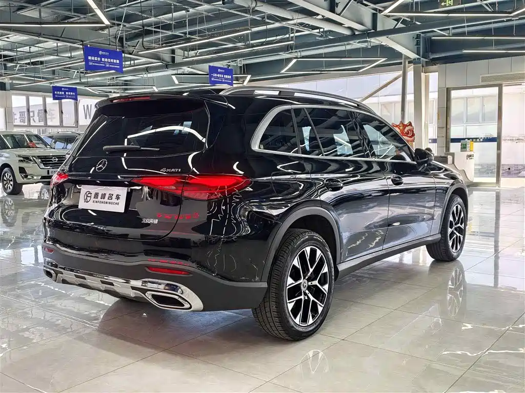 Mercedes-Benz GLC 2023 GLC 260 L 4MATIC Sport 5-seater фото 21
