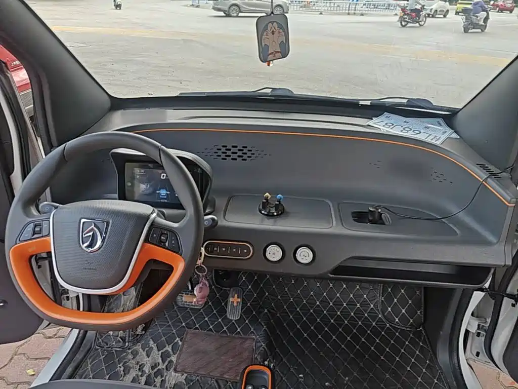 Baojun E100 2021 2020 305KM Intelligent Edition