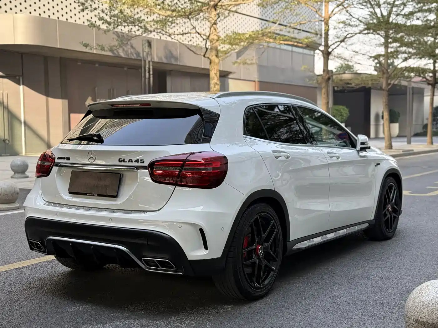 Mercedes-Benz GLA AMG 2017 Facelift AMG GLA 45 4MATIC фото 6