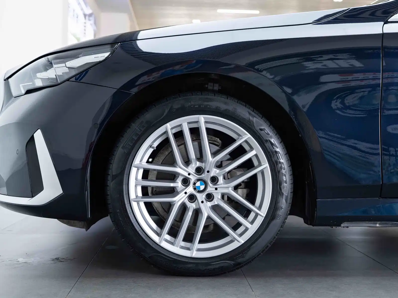 Фото 9 - BMW 5 Series