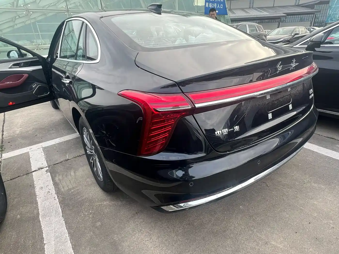 Hongqi H5 2026 2025 2.0T Automatic Flag Celebration 500,000 Units Anniversary Edition