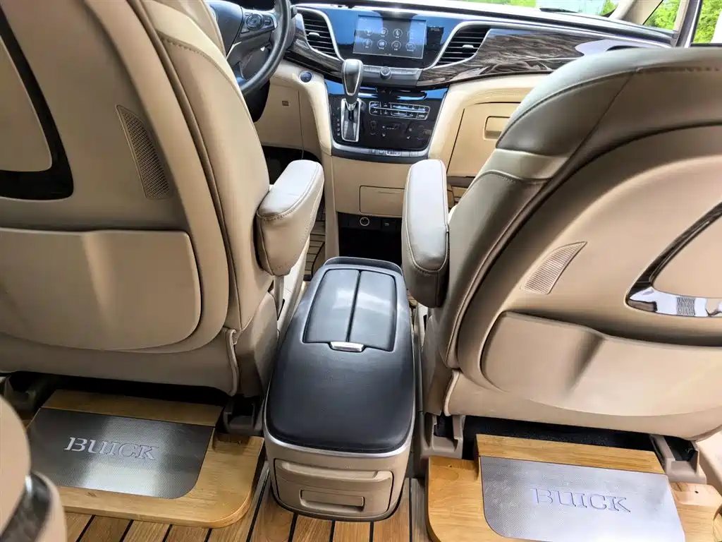 Buick GL8 2018 ES 28T Luxury Type China VI фото 9