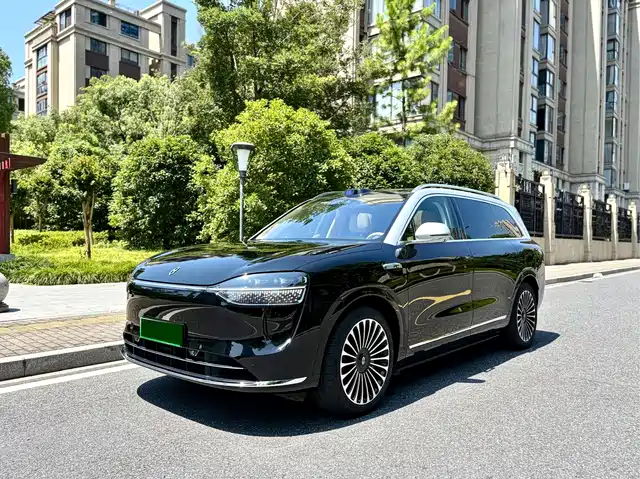 AITO Wenjie AITO M9 2025