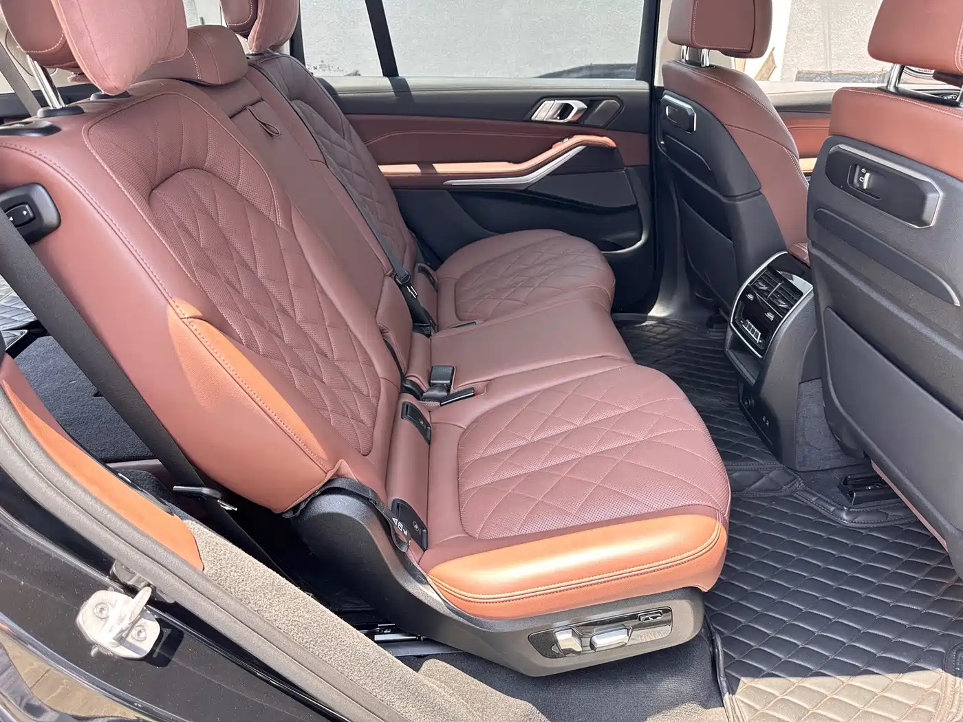 BMW X7 2023 2023 xDrive40i Leading Luxury Package