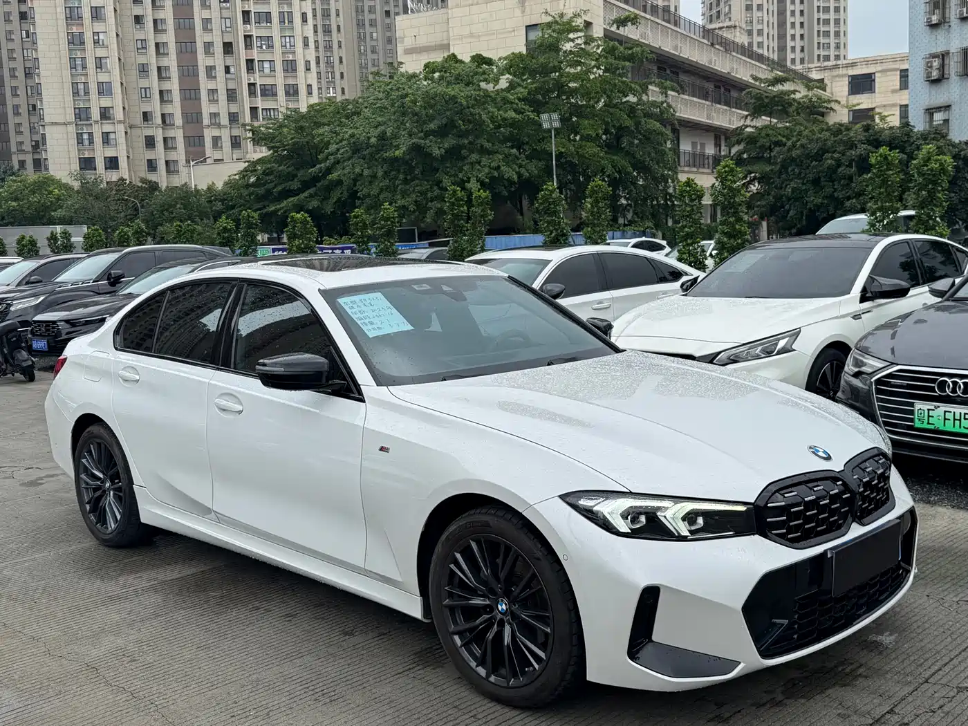 BMW 3 Series 2023 325i M Sport Black Night Package фото 3