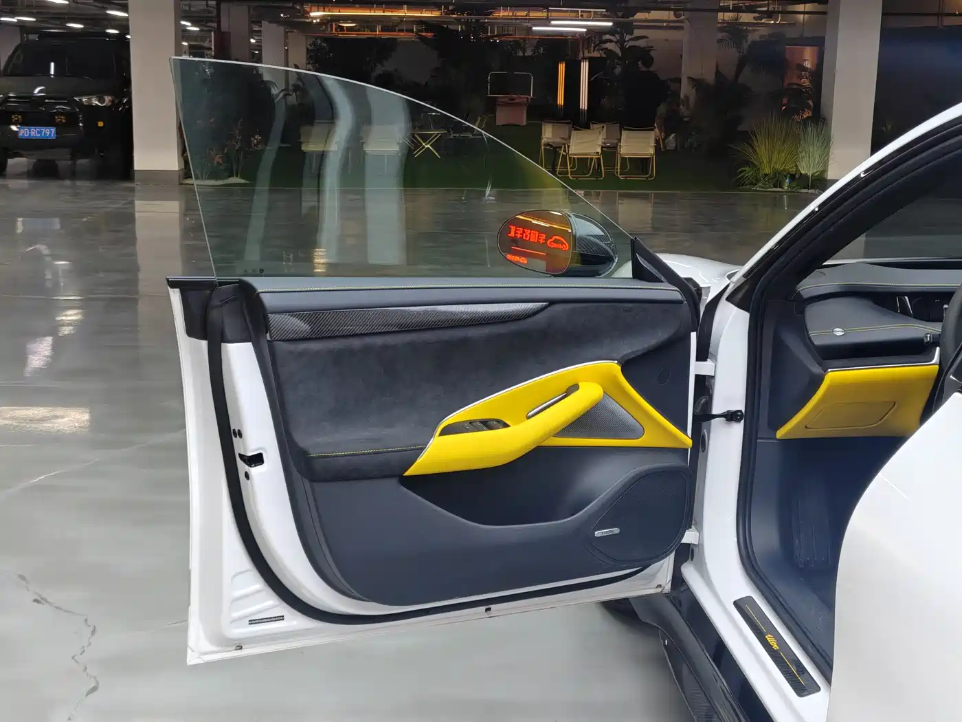 XIAOMI CAR XIAOMI SU7 ULTRA