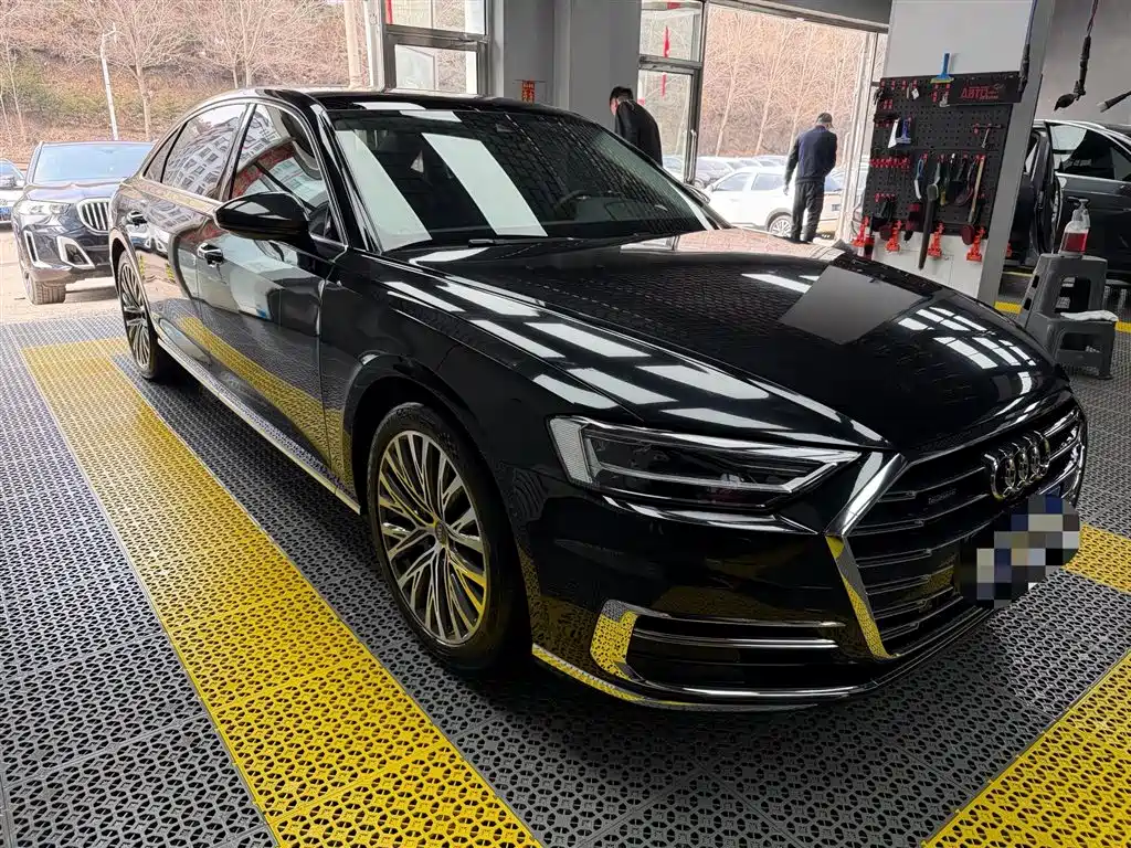 Audi A8 2019 Facelift Plus A8L 50 TFSI quattro Comfort фото 3