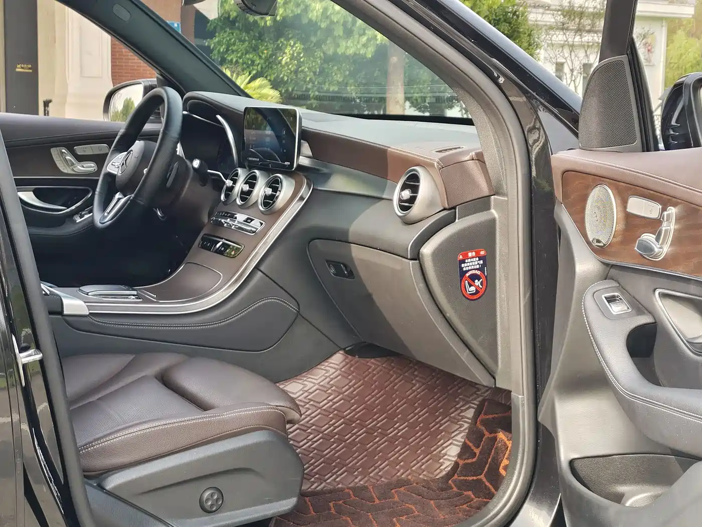 Mercedes-Benz GLC 2022 Model GLC 300 L 4MATIC Dynamic Edition фото 9