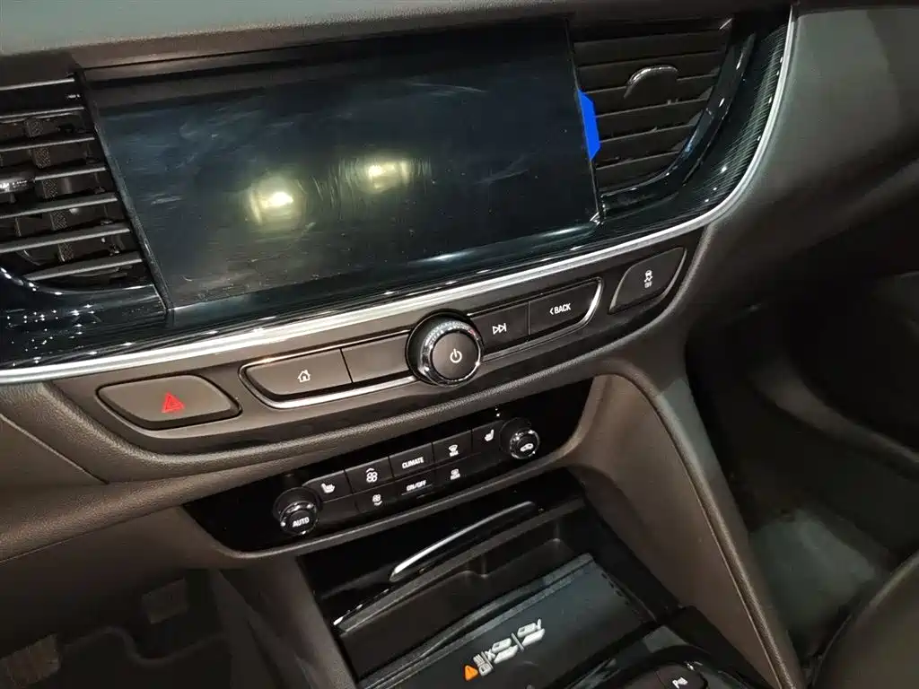 Buick Regal 2024 25T Ultra Comfort Edition фото 17