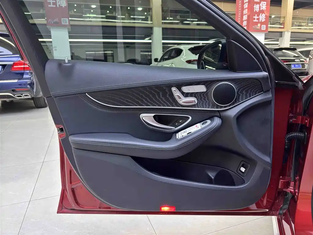Mercedes-Benz C-Class 2016 C 200 L Sport фото 15