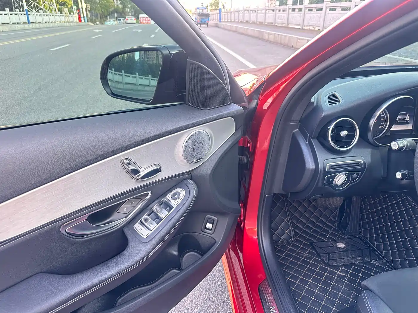 Mercedes-Benz C-Class 2018 C 200 Sport Edition фото 10