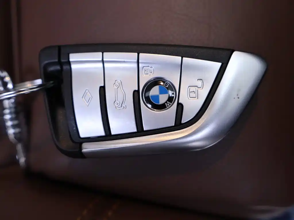 BMW X5 (Import) 2021 xDrive30i M Sport Package фото 25
