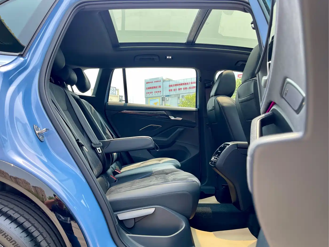 Volkswagen Tiguan L 2024 PRO 380TSI 4WD R-Line Premium Edition фото 12