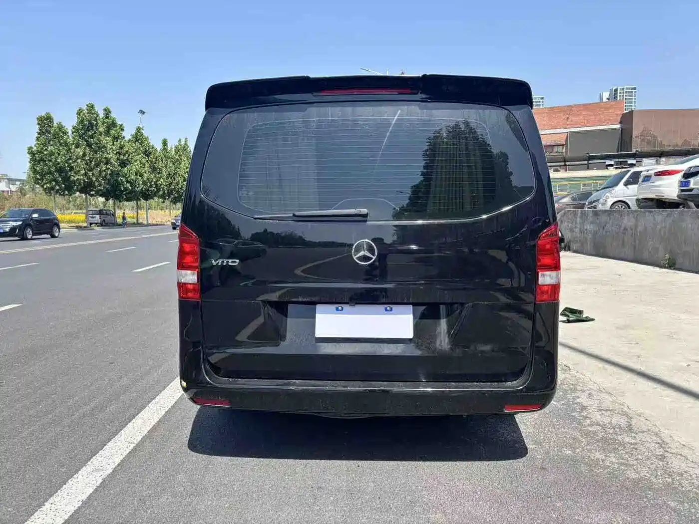 Mercedes-Benz Vito 2020 2.0T Elite Edition (7-seater) фото 10
