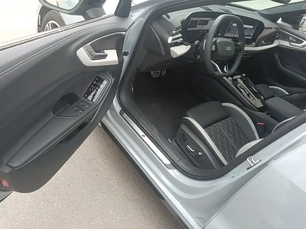 Audi A5L 2025 2.0T Sport Edition quattro фото 23