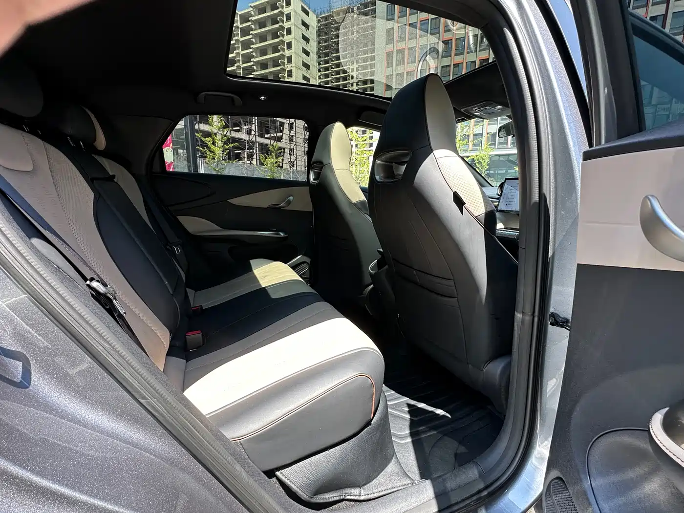 BYD Dolphin 2023 420km Fashion Edition фото 8