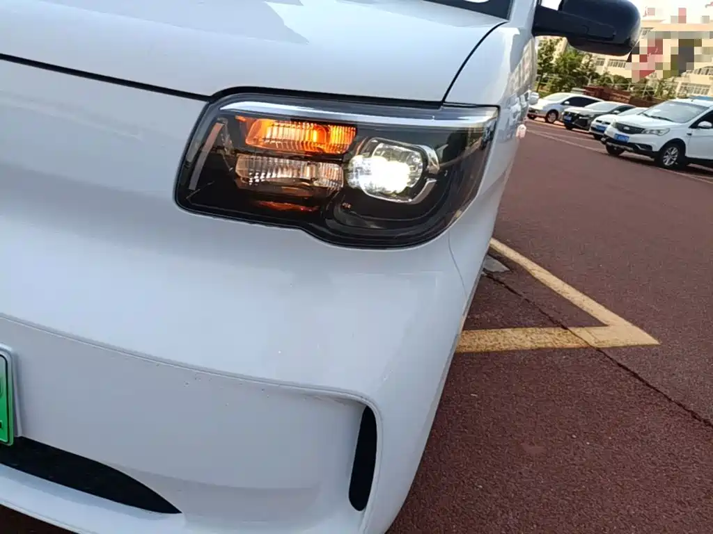 Фото 24 - Wuling Motors Wuling Zhiguang NEV
