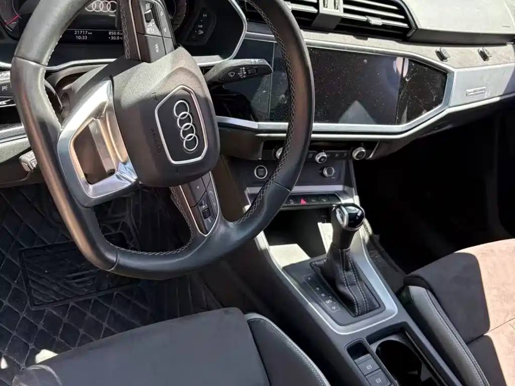 Audi Q3 2022 35 TFSI Fashion Dynamic фото 2