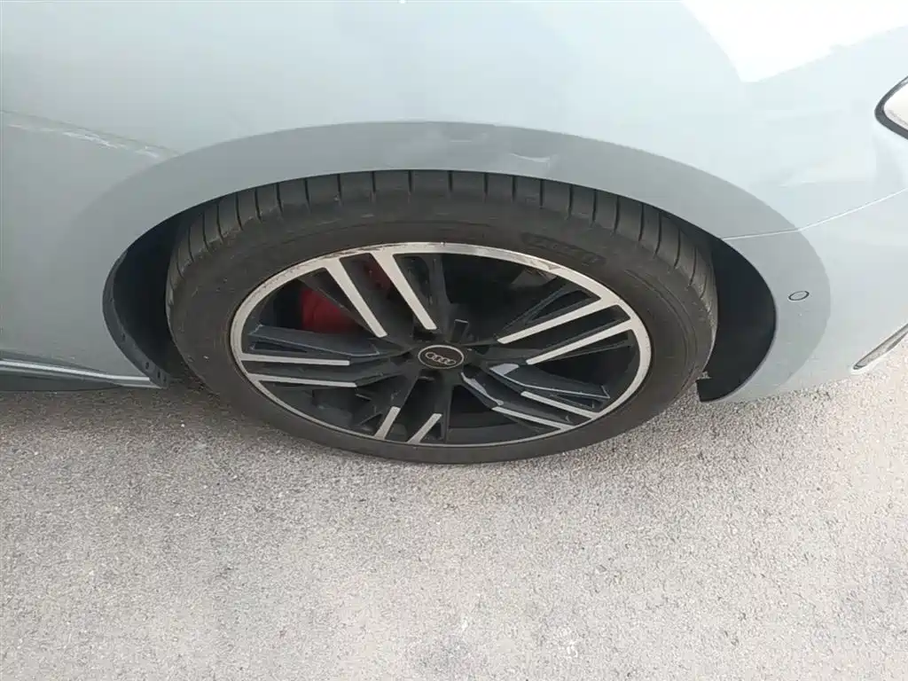 Audi A5L 2025 2.0T Sport Edition quattro фото 14