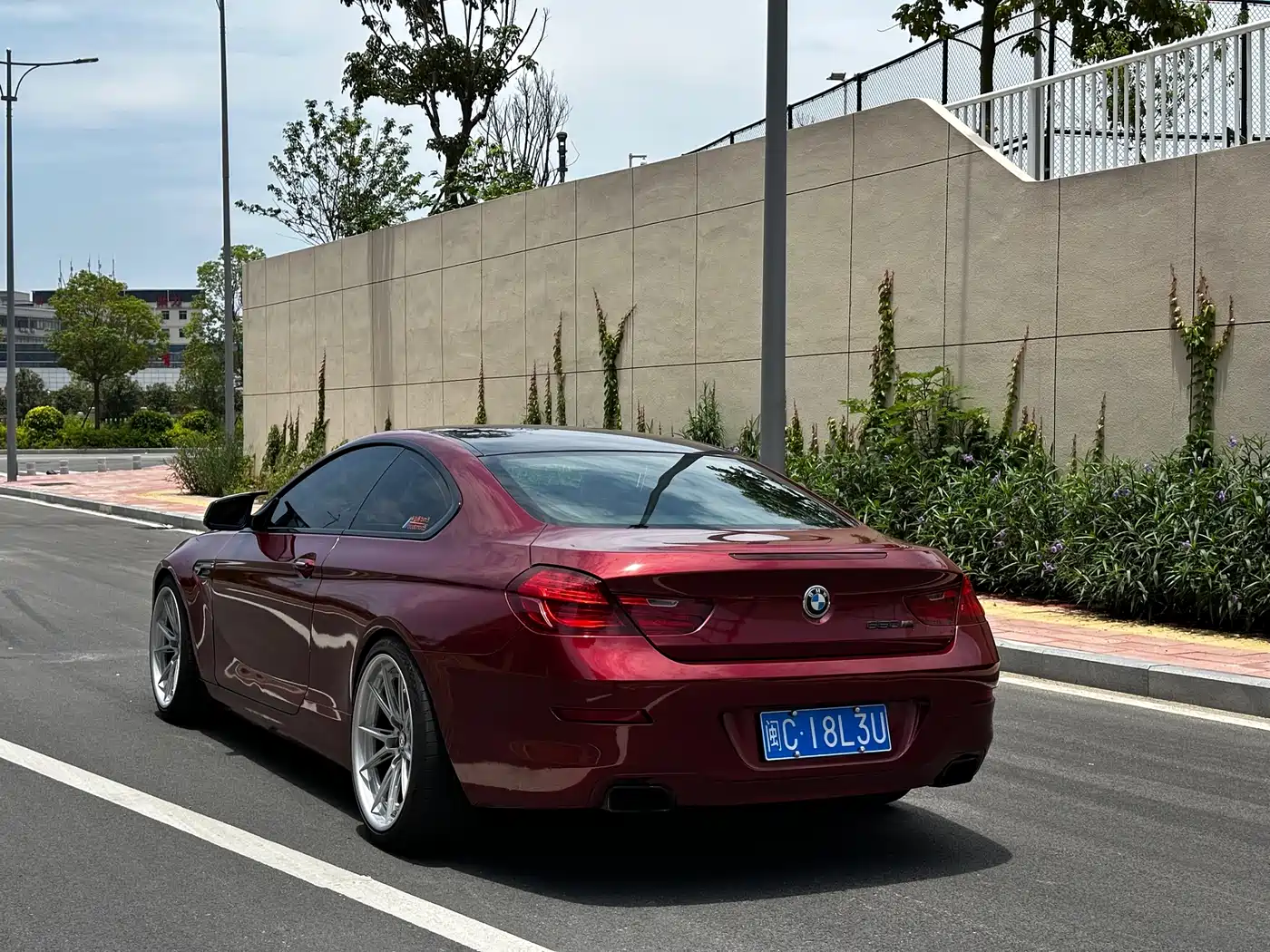 BMW 6 Series 2012 640i Coupe фото 9