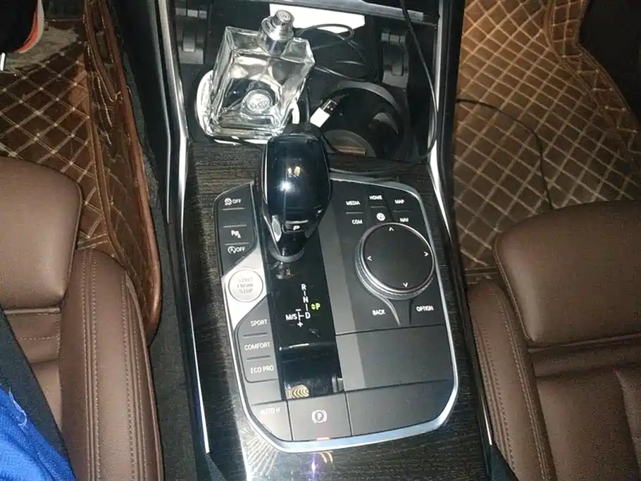 BMW 3 Series 2020 325Li M Sport Package фото 16